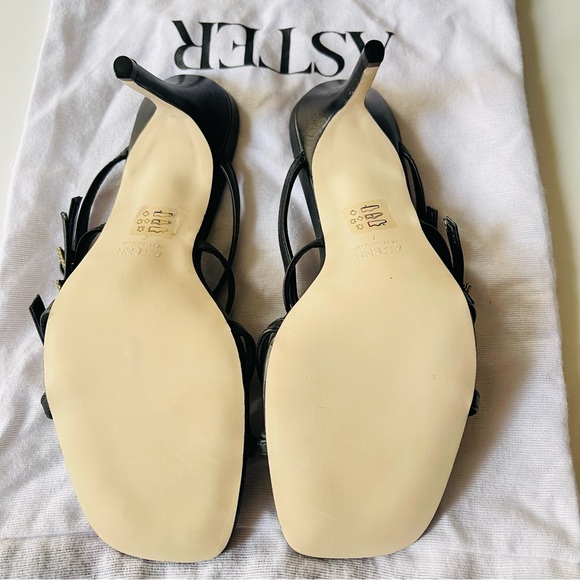 NWOB  ASTER Capri Strappy Leather Sandals Sz 7 - Picture 9 of 10